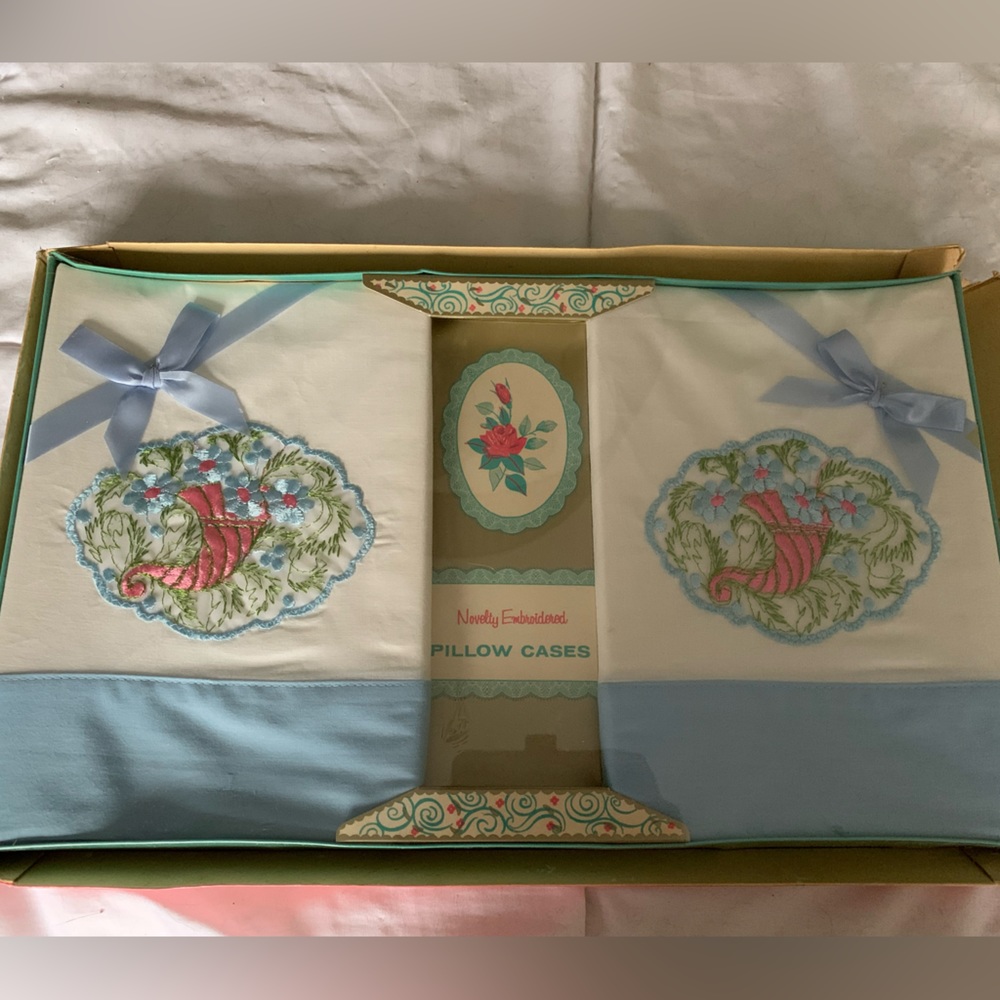 Vintage Novelty Embroidered 2 pillow cases New and sealed